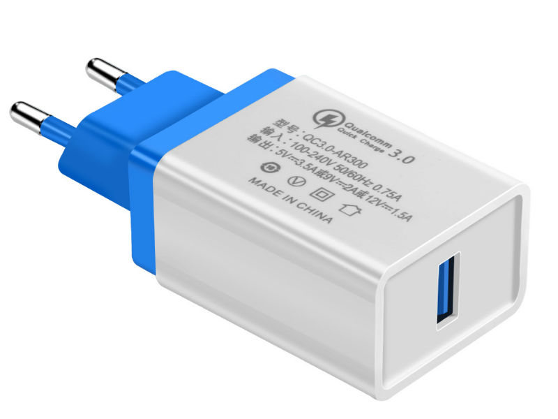 Universal Fast Charger for Smartphones Qualcomm Quick Charge QC 3.0 White/Blue