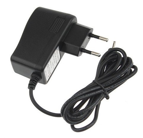 Power Adapter for Tablet 5V / 2A (2,5x0,8mm DC plug)