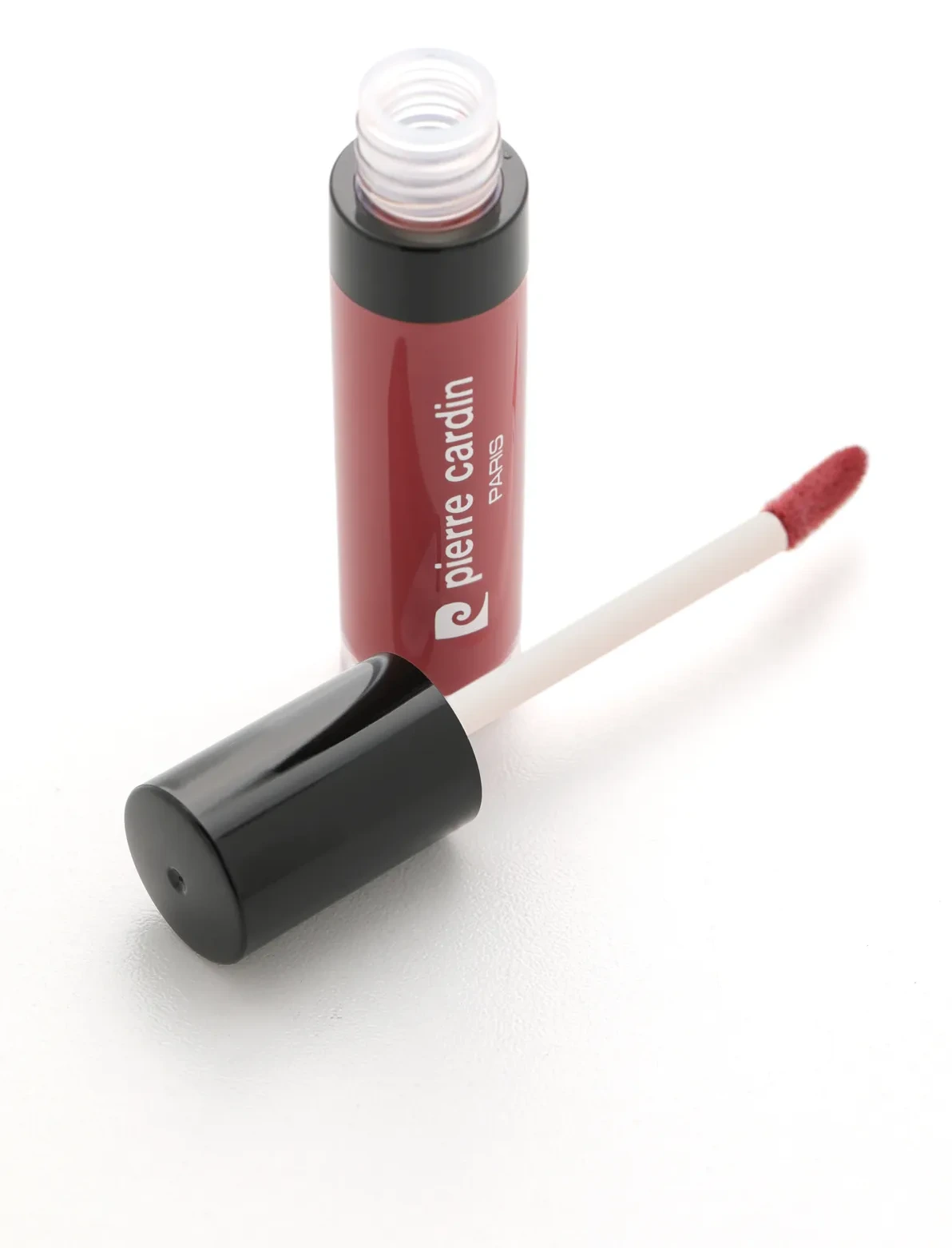 PIERRE CARDIN Staylong Lipcolor Kissproof течен кармин за усни - 349